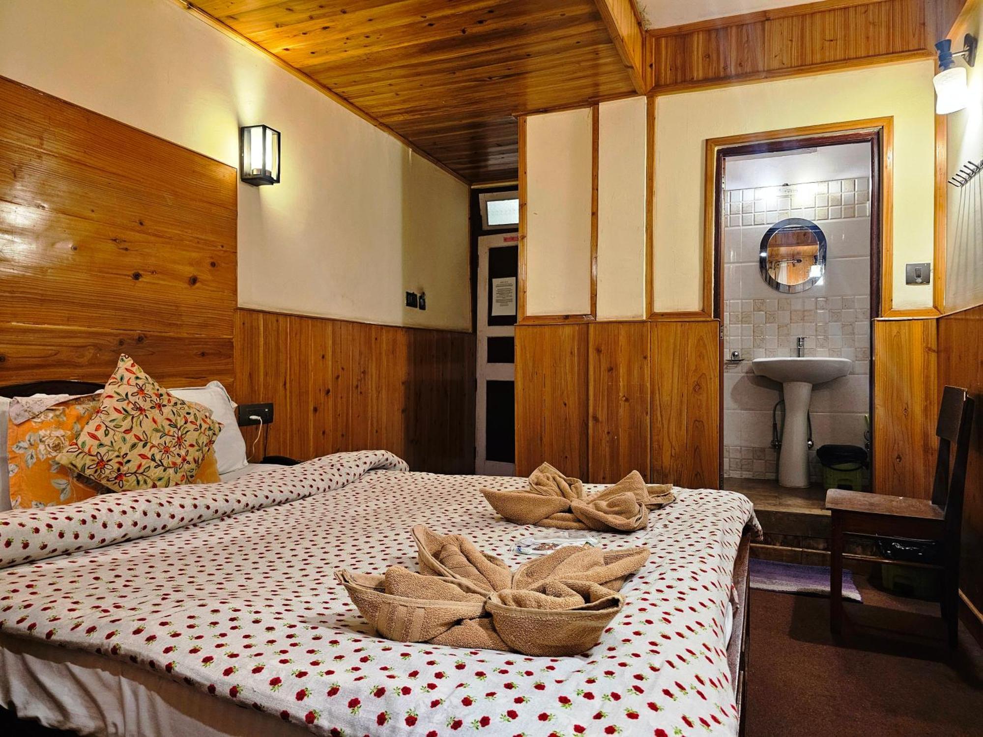 Hotel Golden Orchid Darjeeling  Bagian luar foto